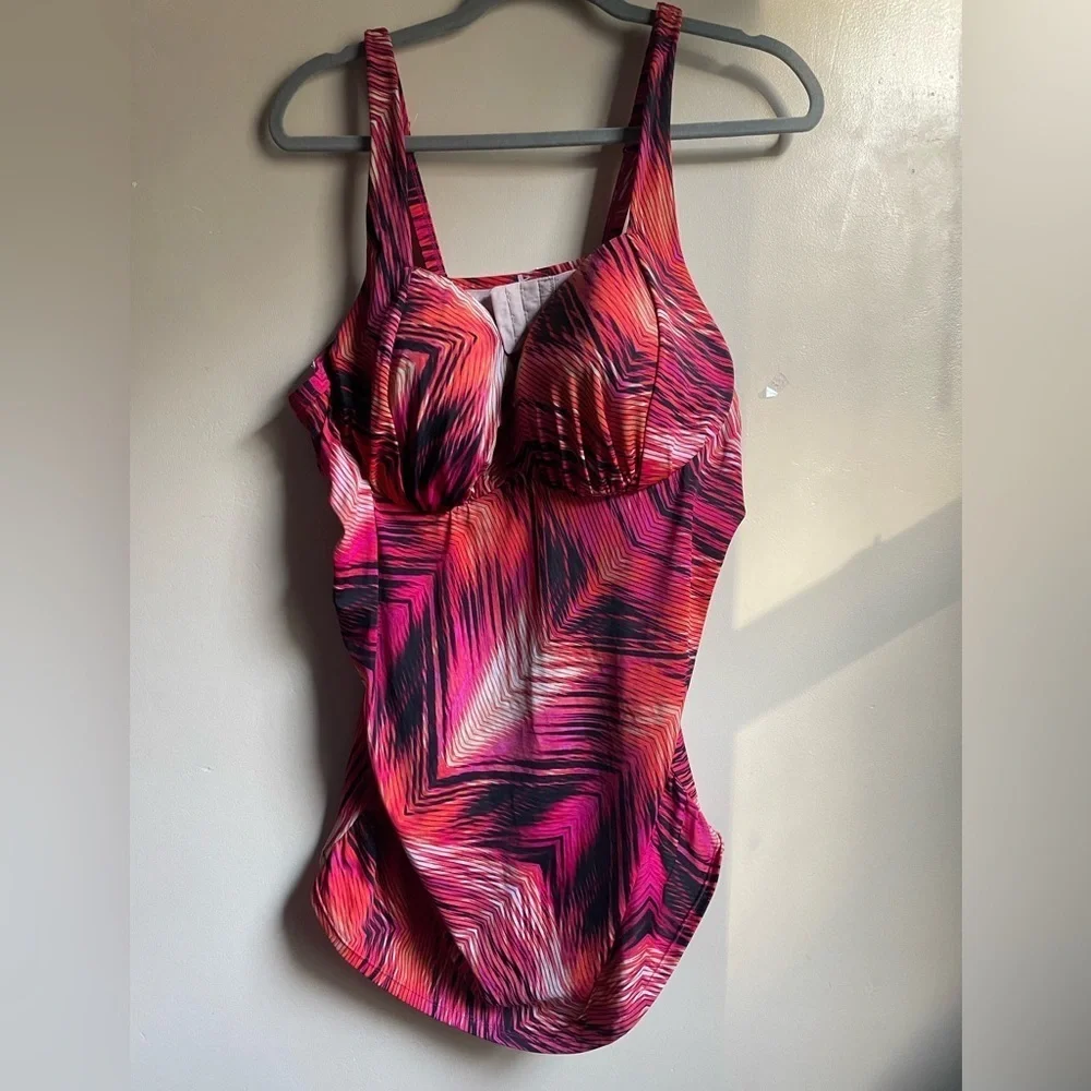 Swim by Cacique tankini top size 42D swim